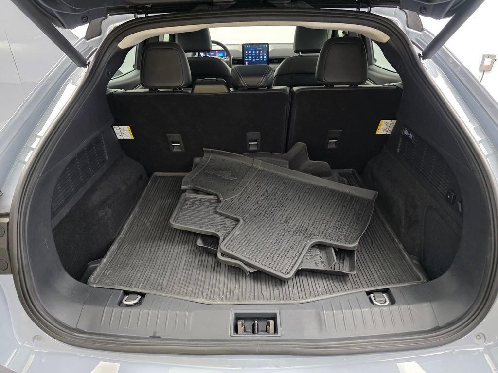 Used 2024 Ford Mustang Mach-E Premium image 17