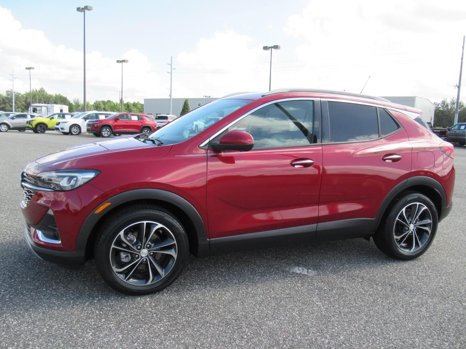 Used 2020 Buick Encore GX Essence w/ Advanced Technology Package FWD image 5