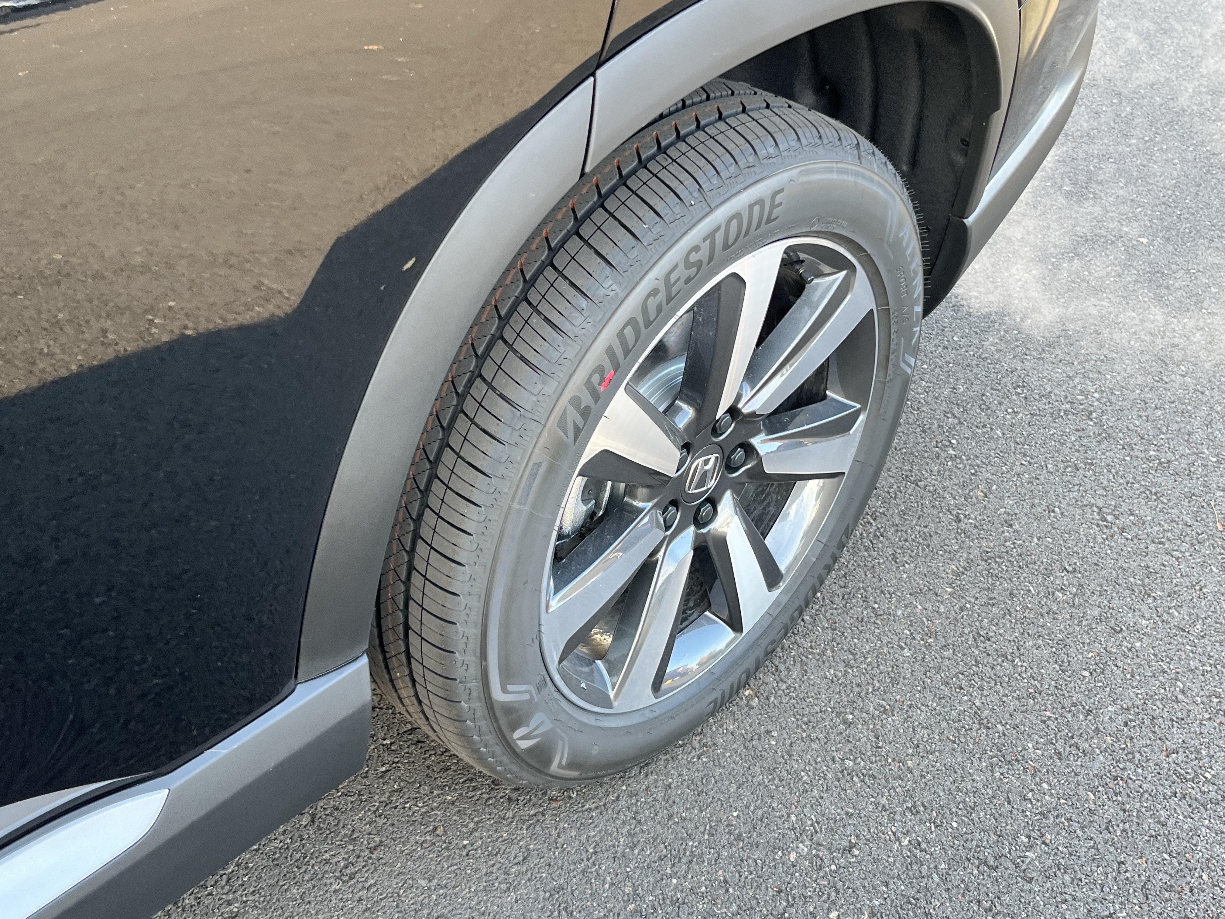 New 2025 Honda Pilot Touring image 25