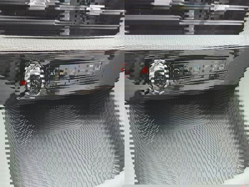 New 2026 Ford Explorer Active w/ Active Comfort Package image 27