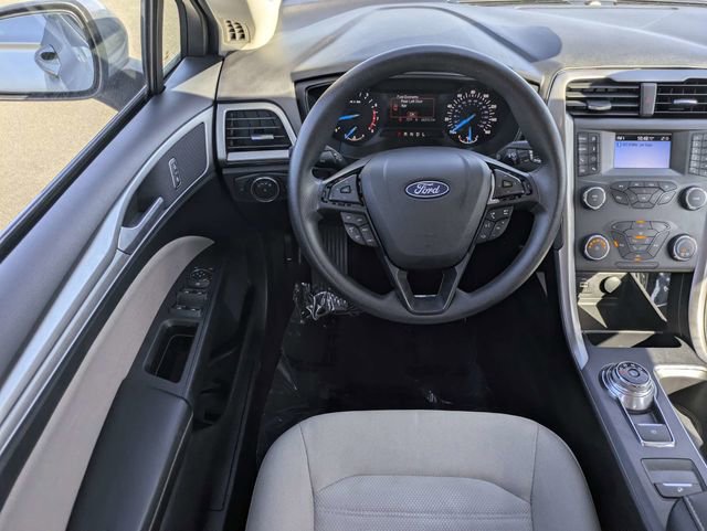 Used 2020 Ford Fusion S image 15