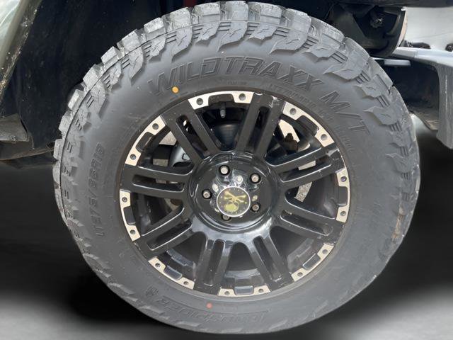 Used 2015 Jeep Wrangler Unlimited Sahara w/ Dual Top Group image 11