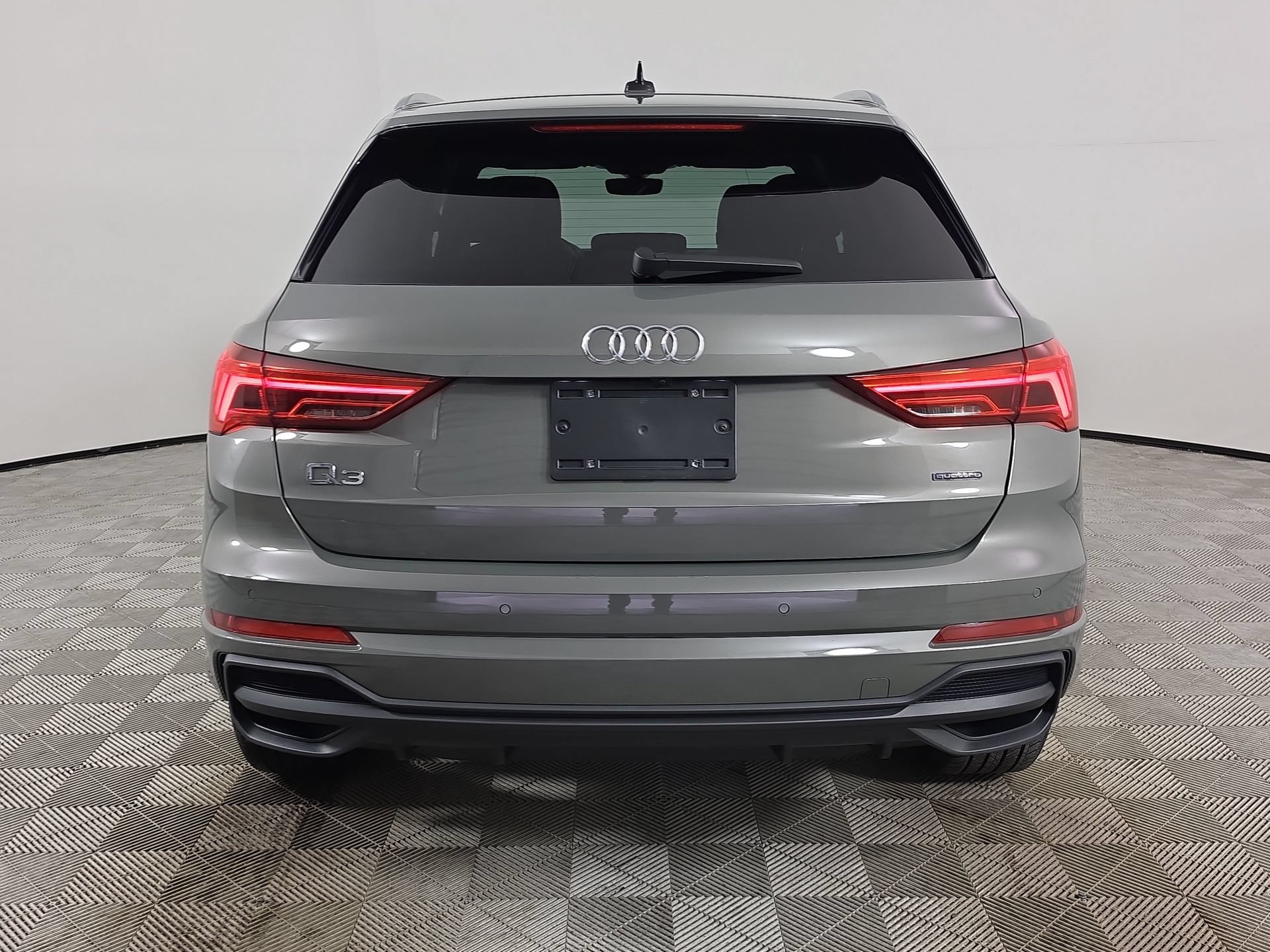 Certified 2023 Audi Q3 2.0T Premium Plus AWD/4WD image 6