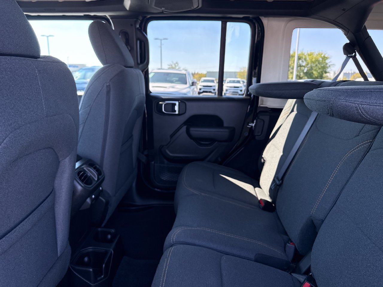 Certified 2025 Jeep Wrangler Unlimited Sport AWD/4WD image 13