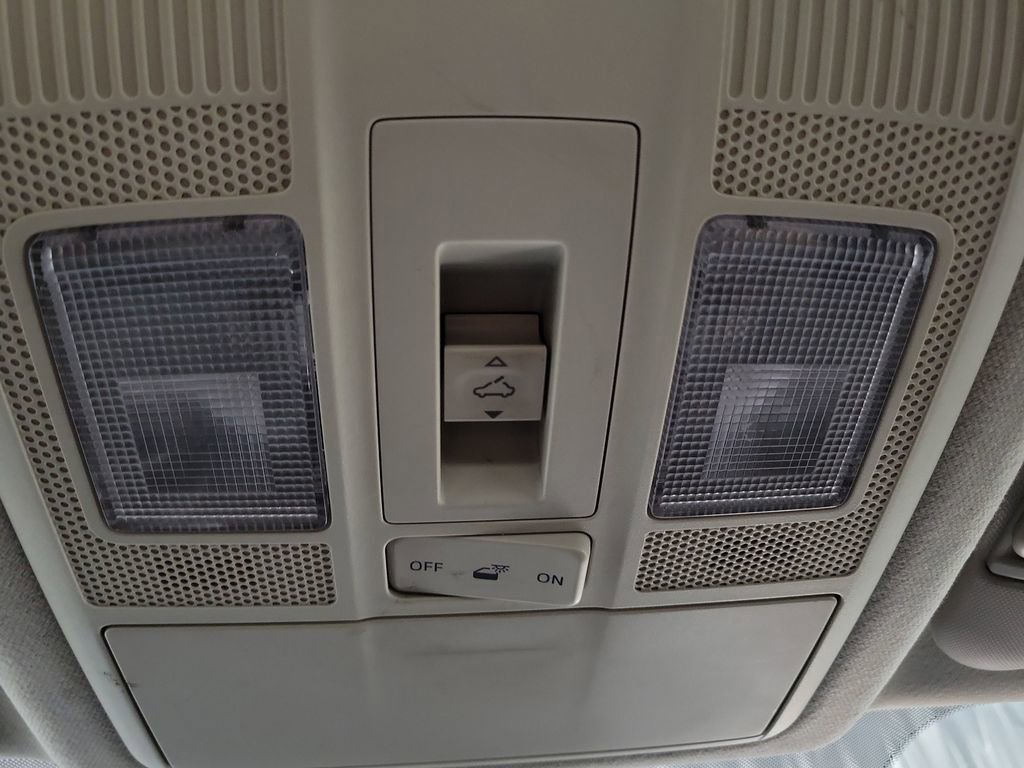 Used 2014 MAZDA MAZDA3 i Touring w/ Technology Package image 22