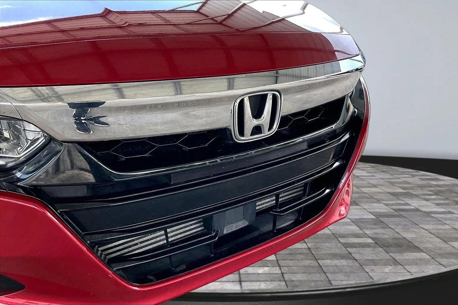 Used 2018 Honda Accord EX-L image 30