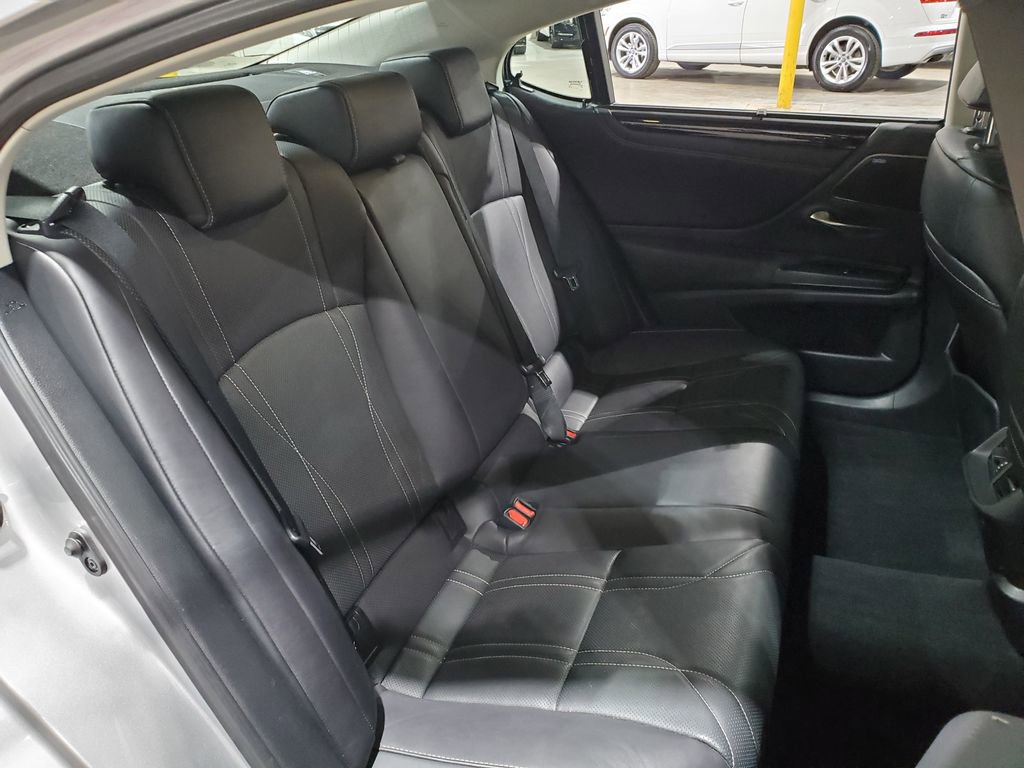 Used 2021 Lexus ES 350 Ultra Luxury w/ Accessory Package 2 image 20
