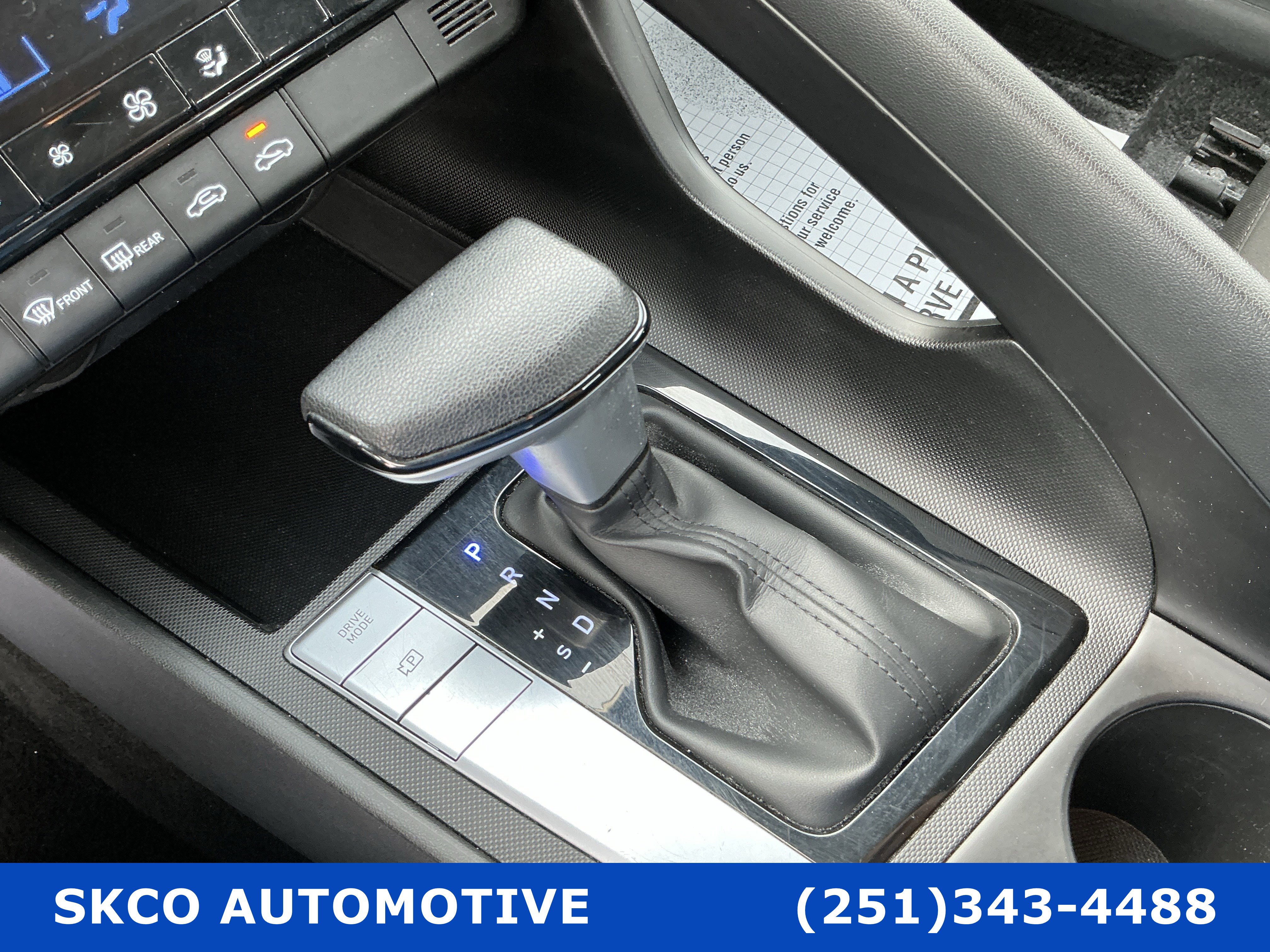 Used 2024 Hyundai Elantra SEL FWD image 23