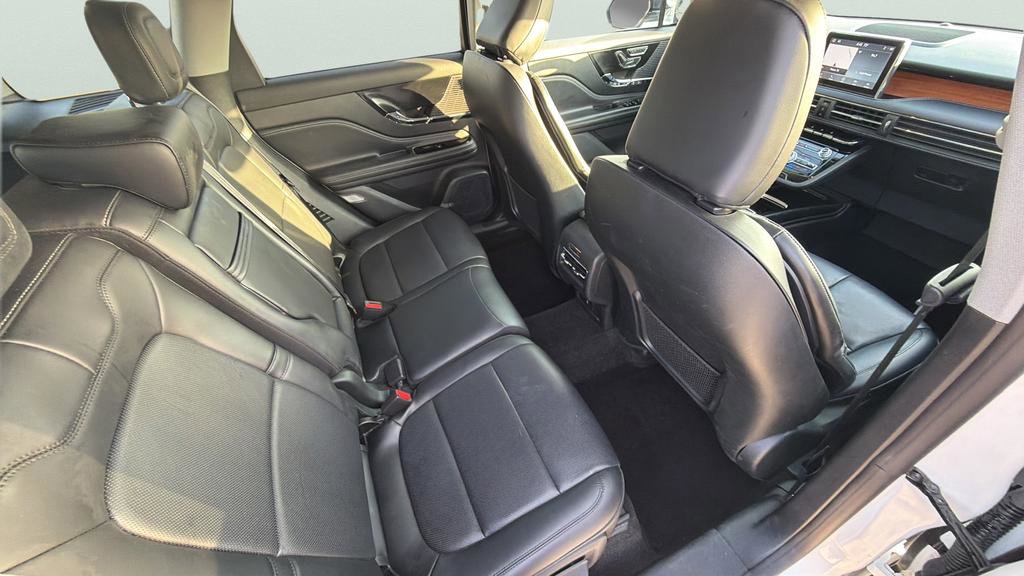 Used 2022 Lincoln Corsair Reserve w/ Equipment Group 201A AWD/4WD image 23