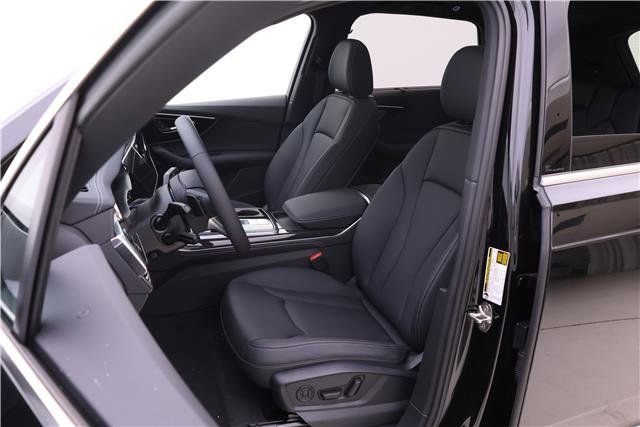 New 2025 Audi Q7 3.0T Premium Plus image 7