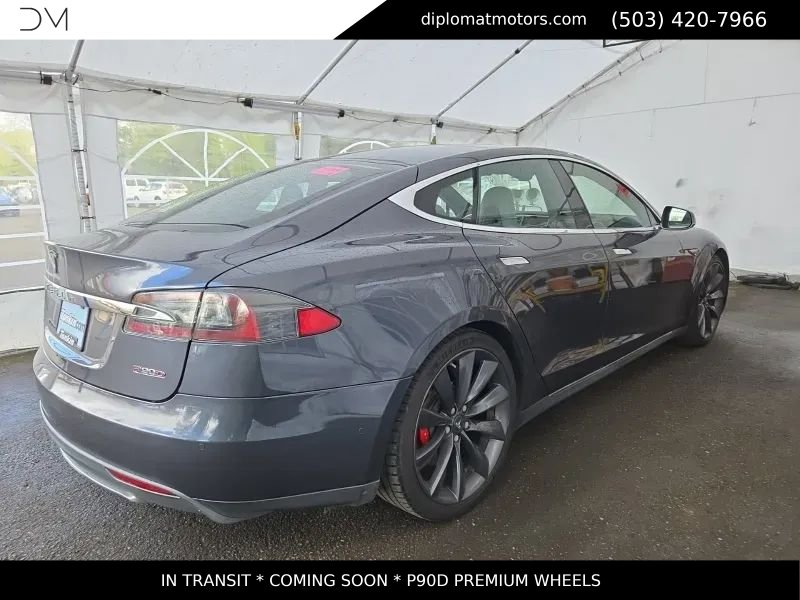 Used 2016 Tesla Model S P100D image 4