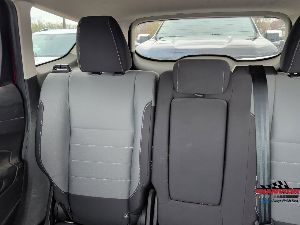 Used 2016 Ford Escape SE w/ Equipment Group 201A AWD/4WD image 18
