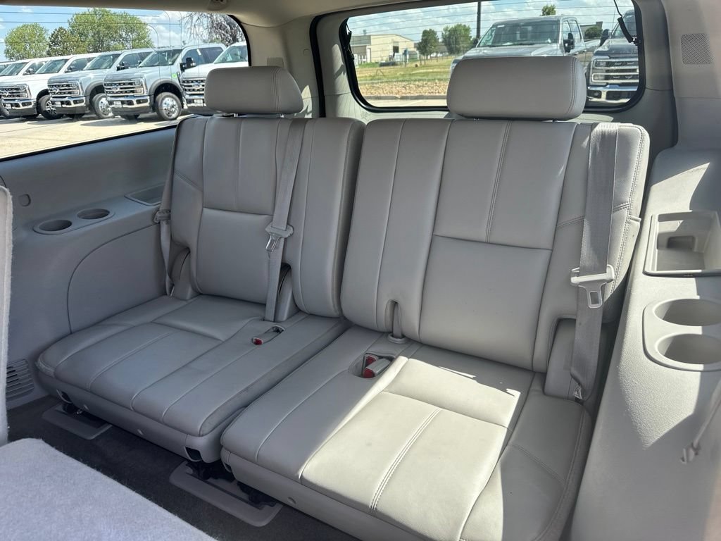 Used 2012 Chevrolet Suburban LT w/ All-Star Edition AWD/4WD image 19