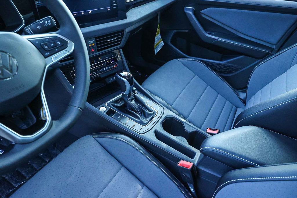 New 2026 Volkswagen Jetta SE image 31