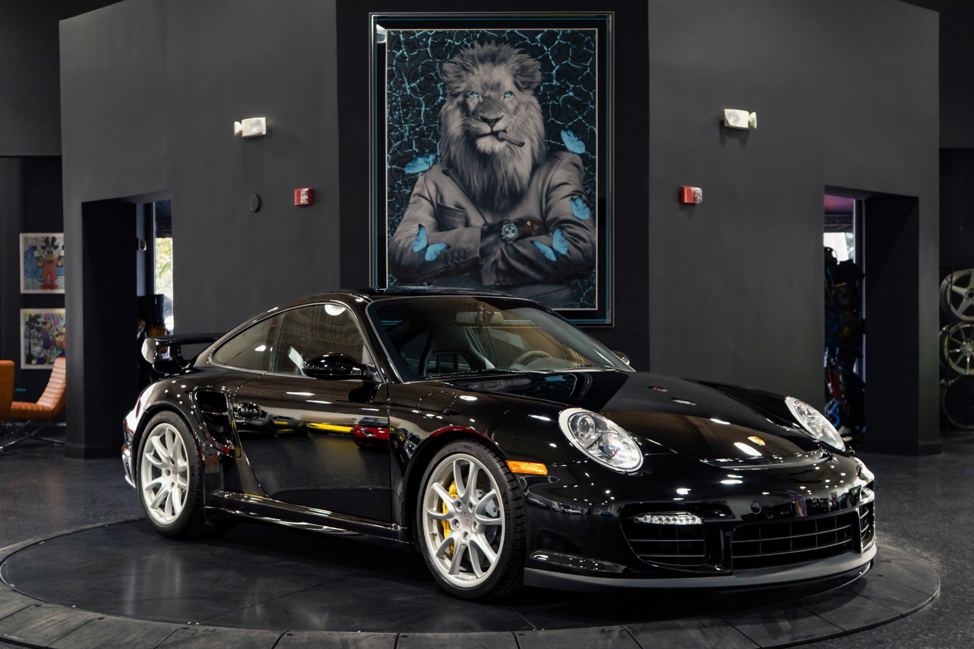 Used 2008 Porsche 911 GT2 RWD image 5