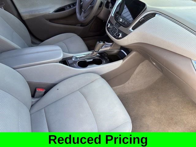 Used 2020 Chevrolet Malibu LT image 39