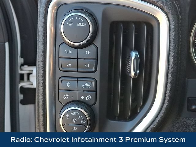 Used 2022 Chevrolet Silverado 2500 LTZ w/ LTZ Premium Package AWD/4WD image 9