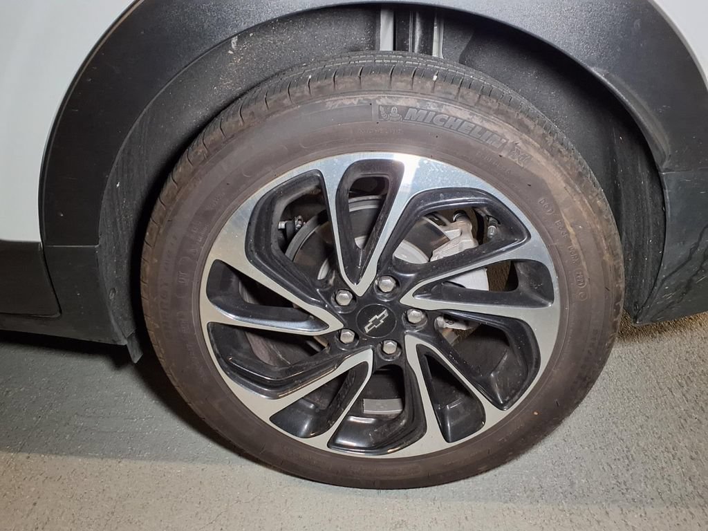 Certified 2022 Chevrolet Bolt EUV Premier FWD image 17