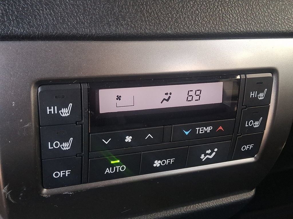 Used 2023 Lexus GX 460 Premium w/ Premium Package AWD/4WD image 11