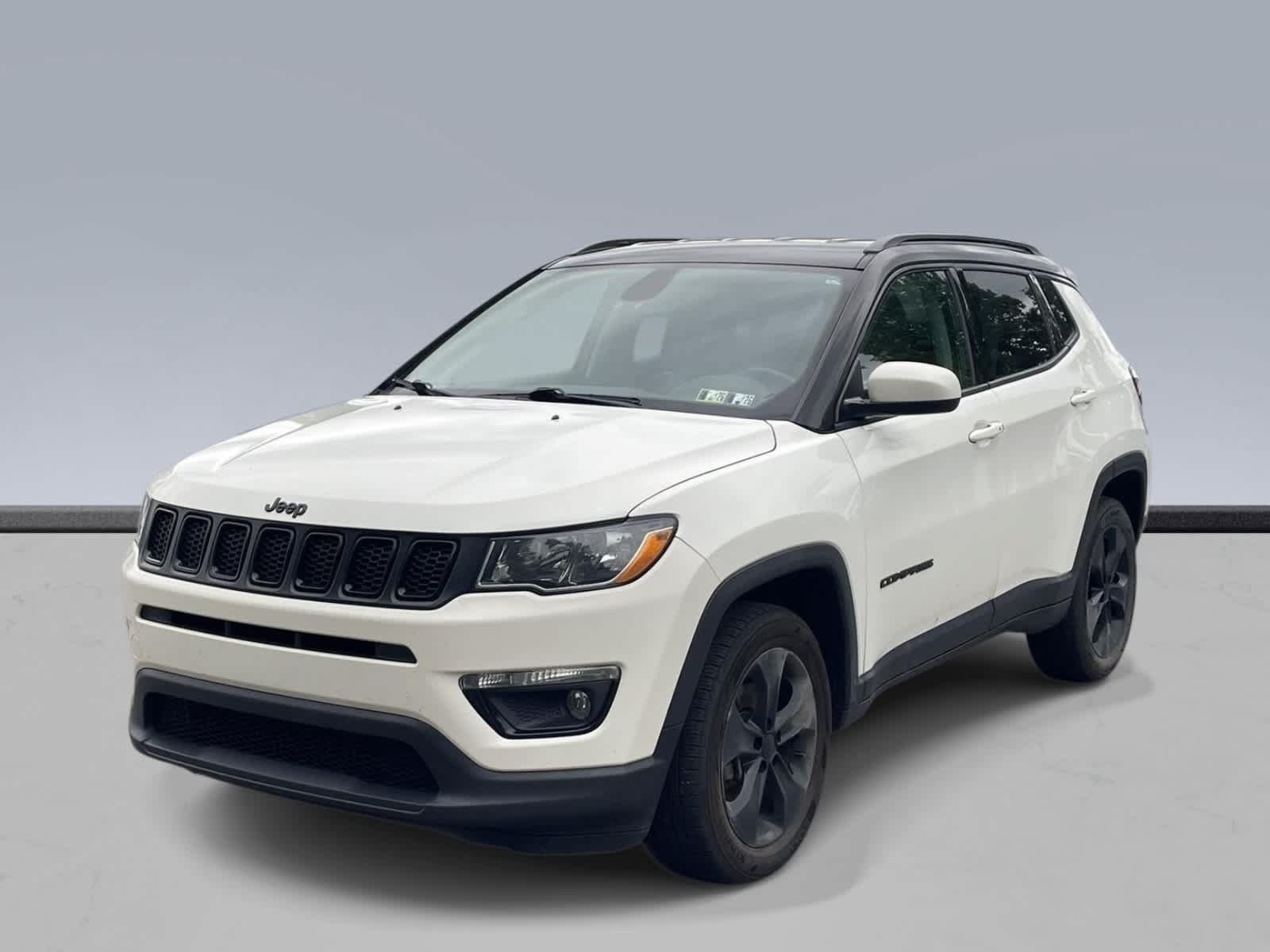 Used 2019 Jeep Compass Latitude AWD/4WD image 1