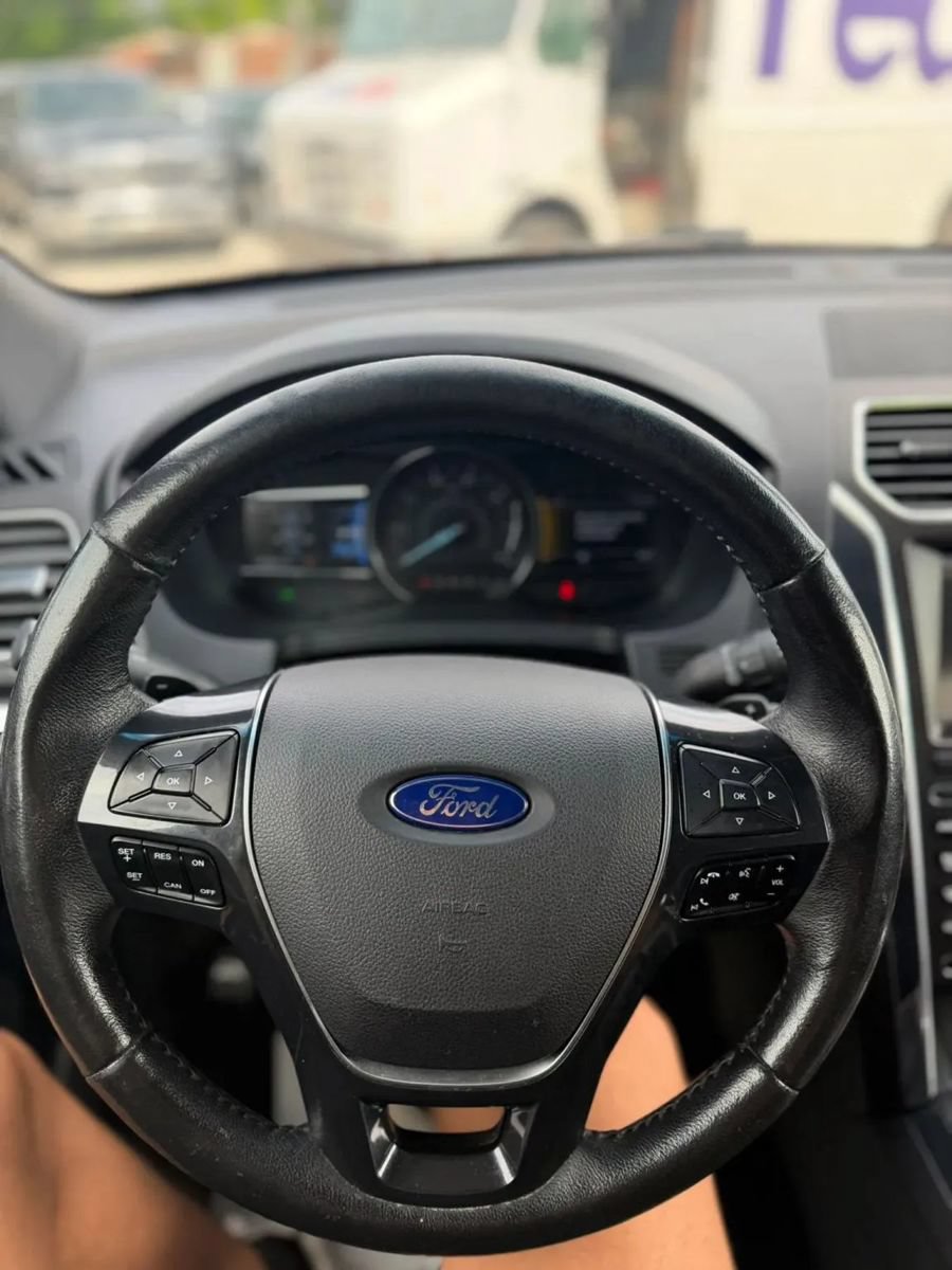 Used 2016 Ford Explorer Limited AWD/4WD image 13