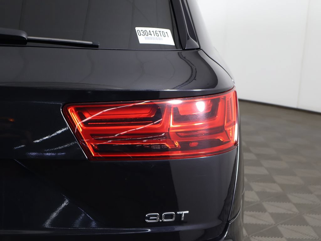 Used 2018 Audi Q7 3.0T Premium Plus AWD/4WD image 20