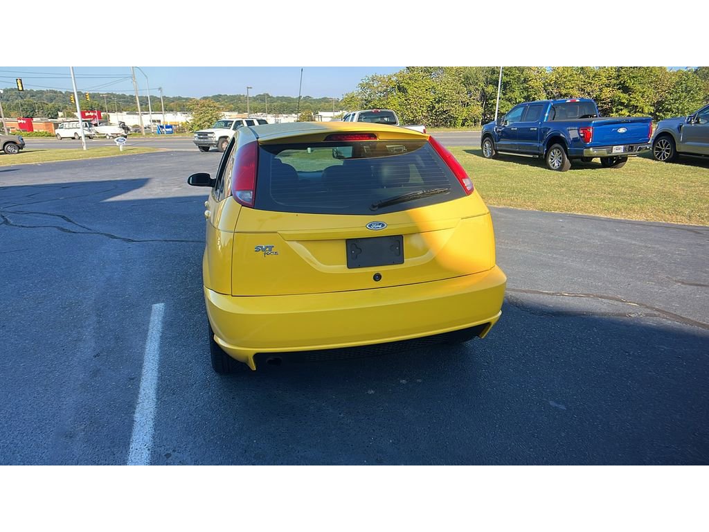 Used 2004 Ford Focus SVT image 18