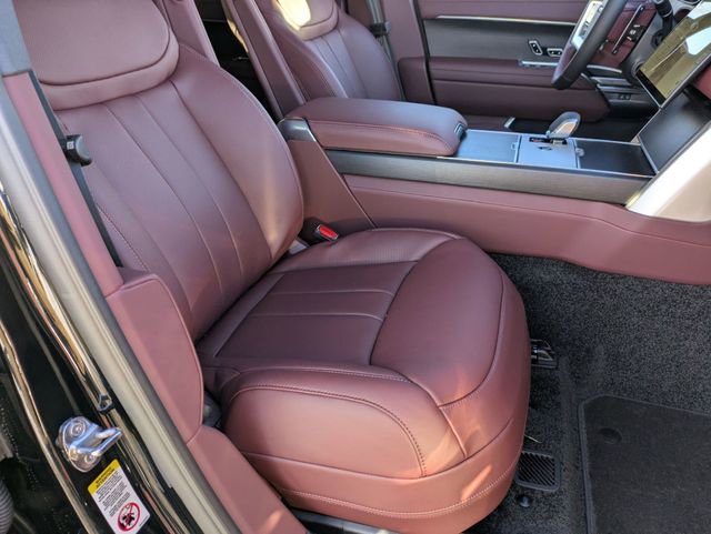 New 2026 Land Rover Range Rover SE image 18