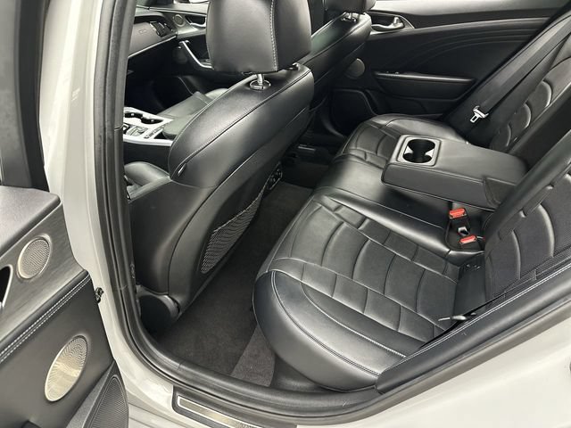Used 2022 Kia Stinger GT2 AWD/4WD image 25
