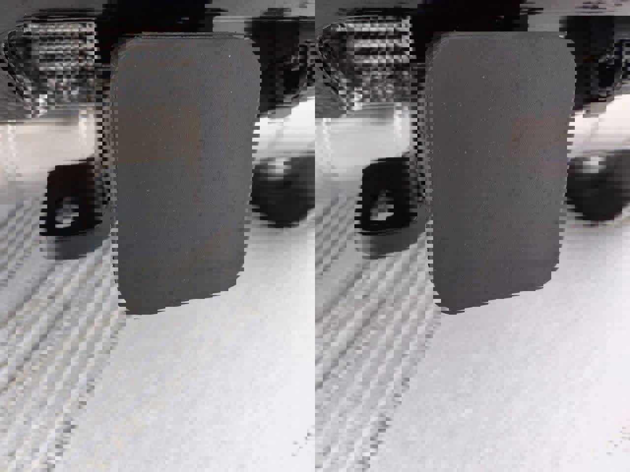 New 2026 Land Rover Defender 110 X-Dynamic SE image 36