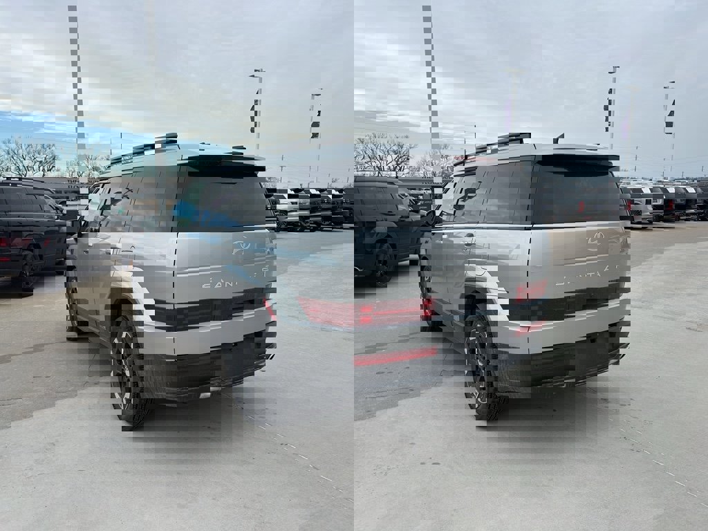 New 2025 Hyundai Santa Fe SEL image 6