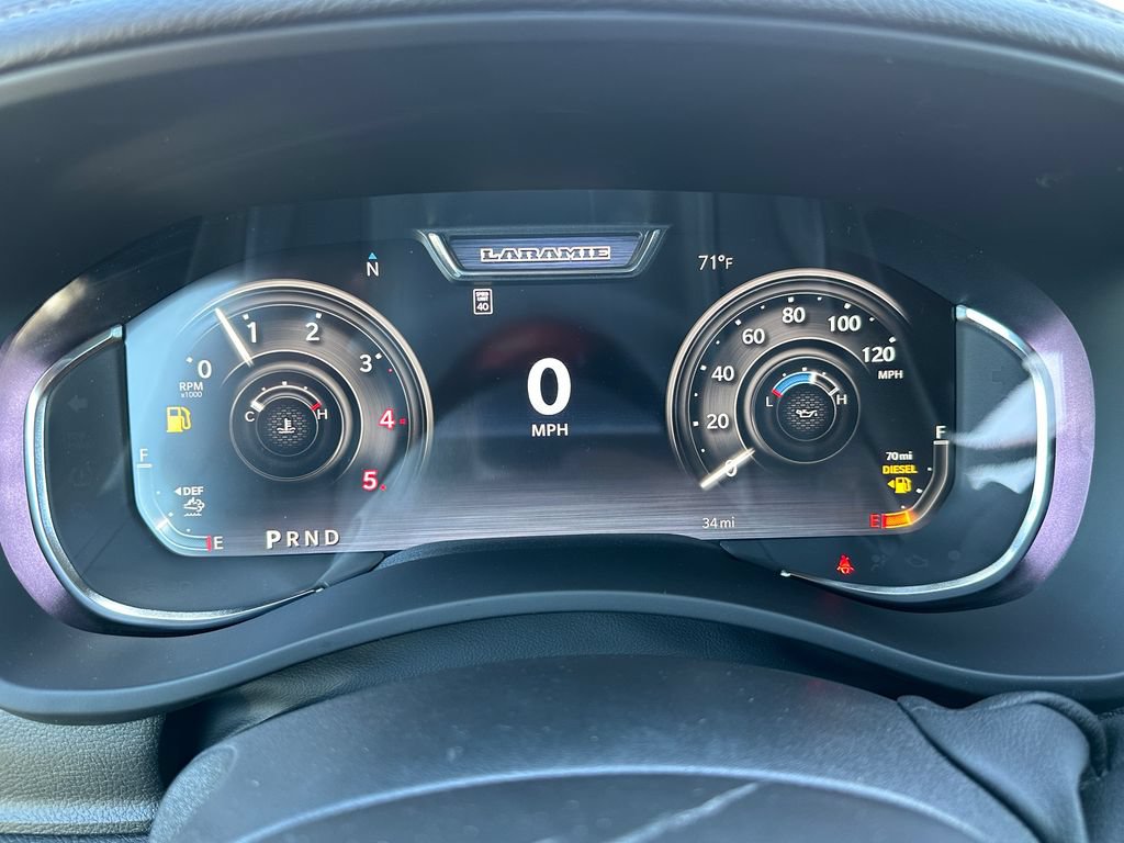 New 2026 RAM 2500 Laramie w/ Night Edition AWD/4WD image 25