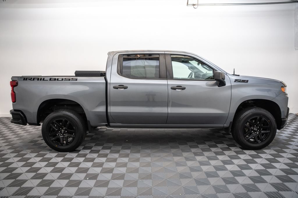 Used 2021 Chevrolet Silverado 1500 Custom Trail Boss w/ Safety Confidence Package AWD/4WD image 4