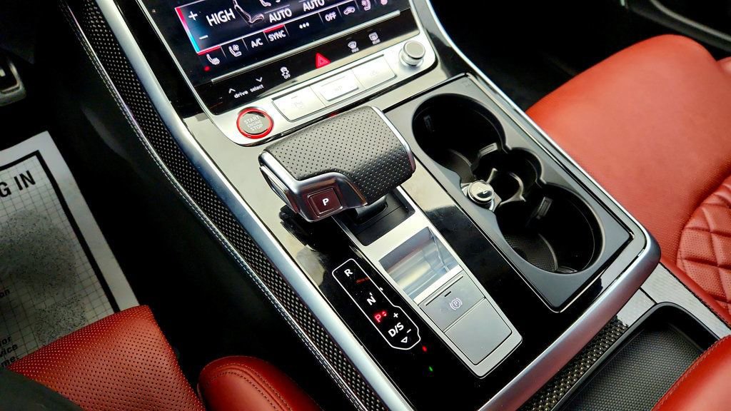 Used 2023 Audi SQ8 Prestige w/ Prestige Package image 17