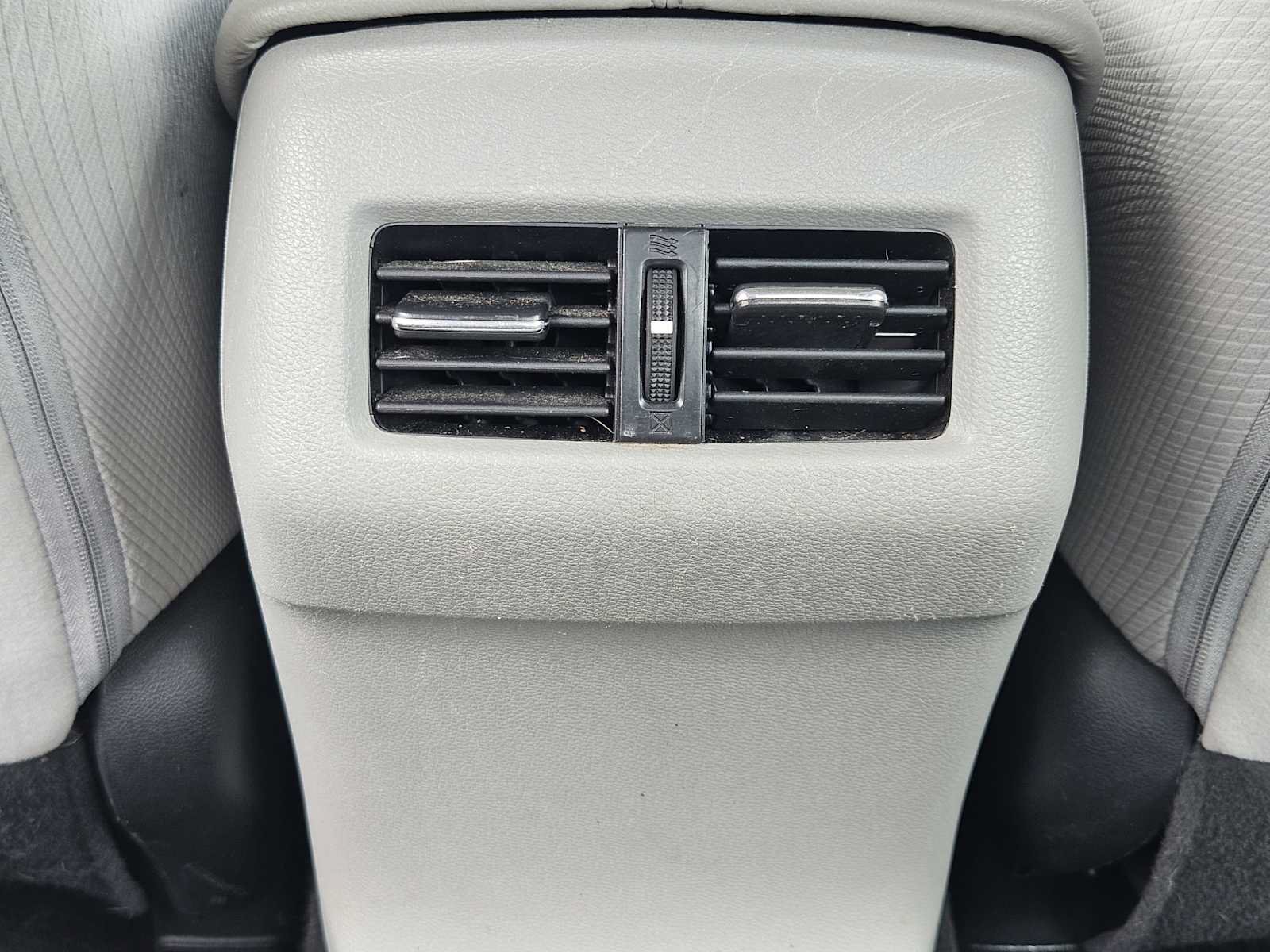 Used 2017 Honda Accord EX image 30