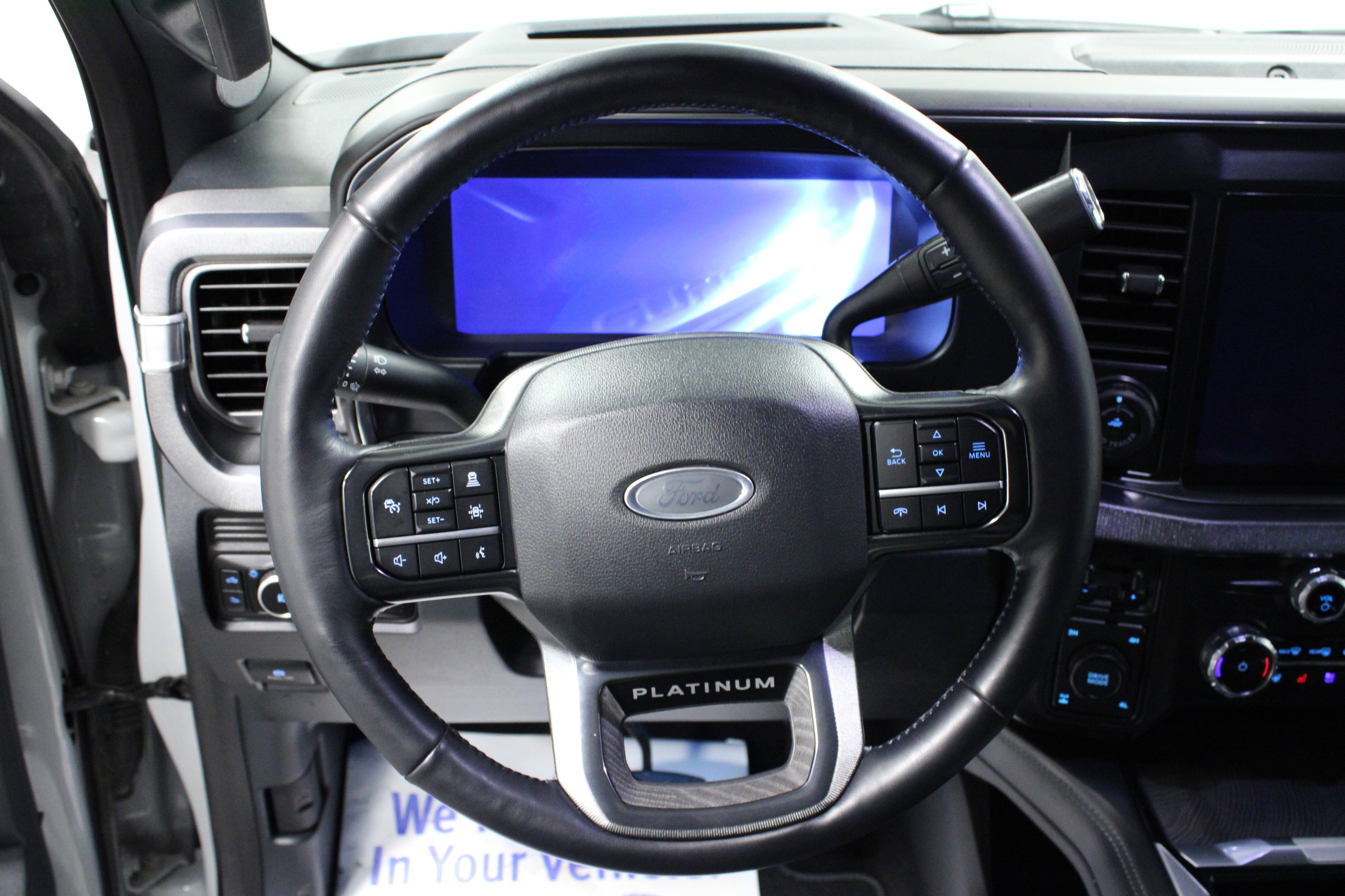 Used 2025 Ford F250 Platinum image 17