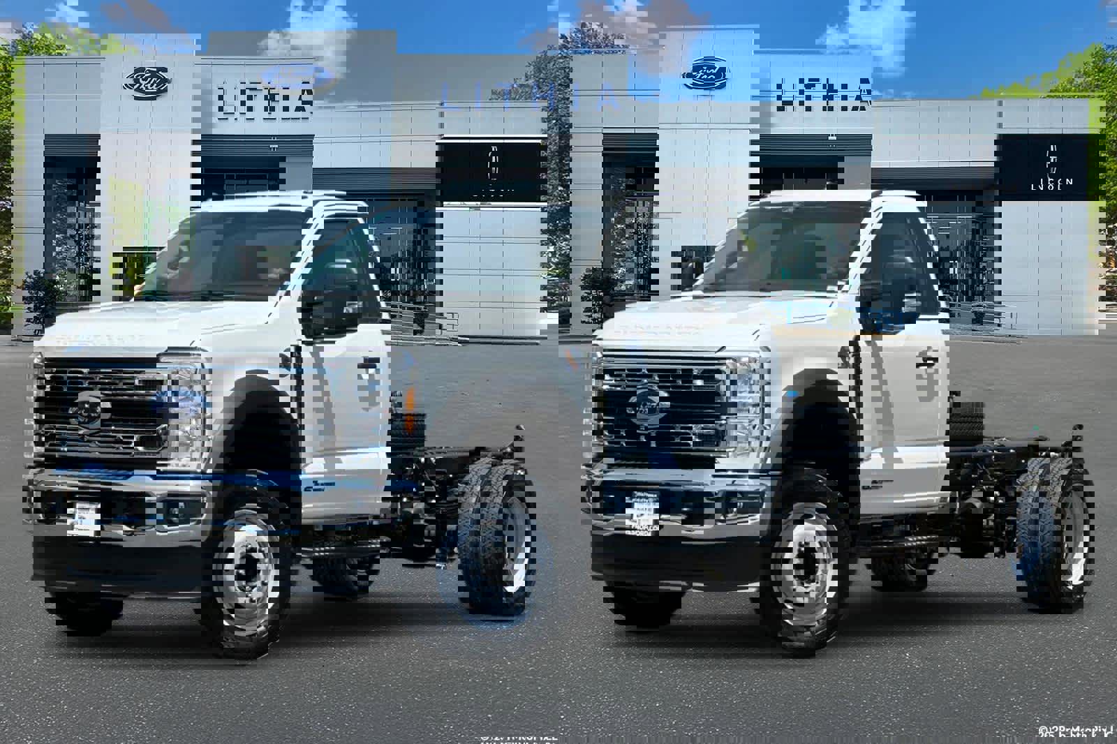 New 2025 Ford F550 2WD Regular Cab Super Duty