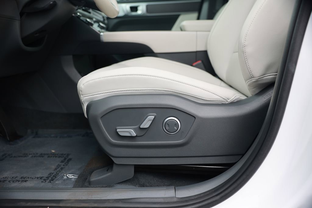 Used 2026 Hyundai Santa Fe SEL FWD image 18
