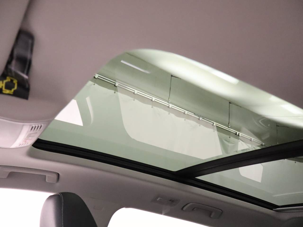 New 2026 Volkswagen Taos SE FWD image 18