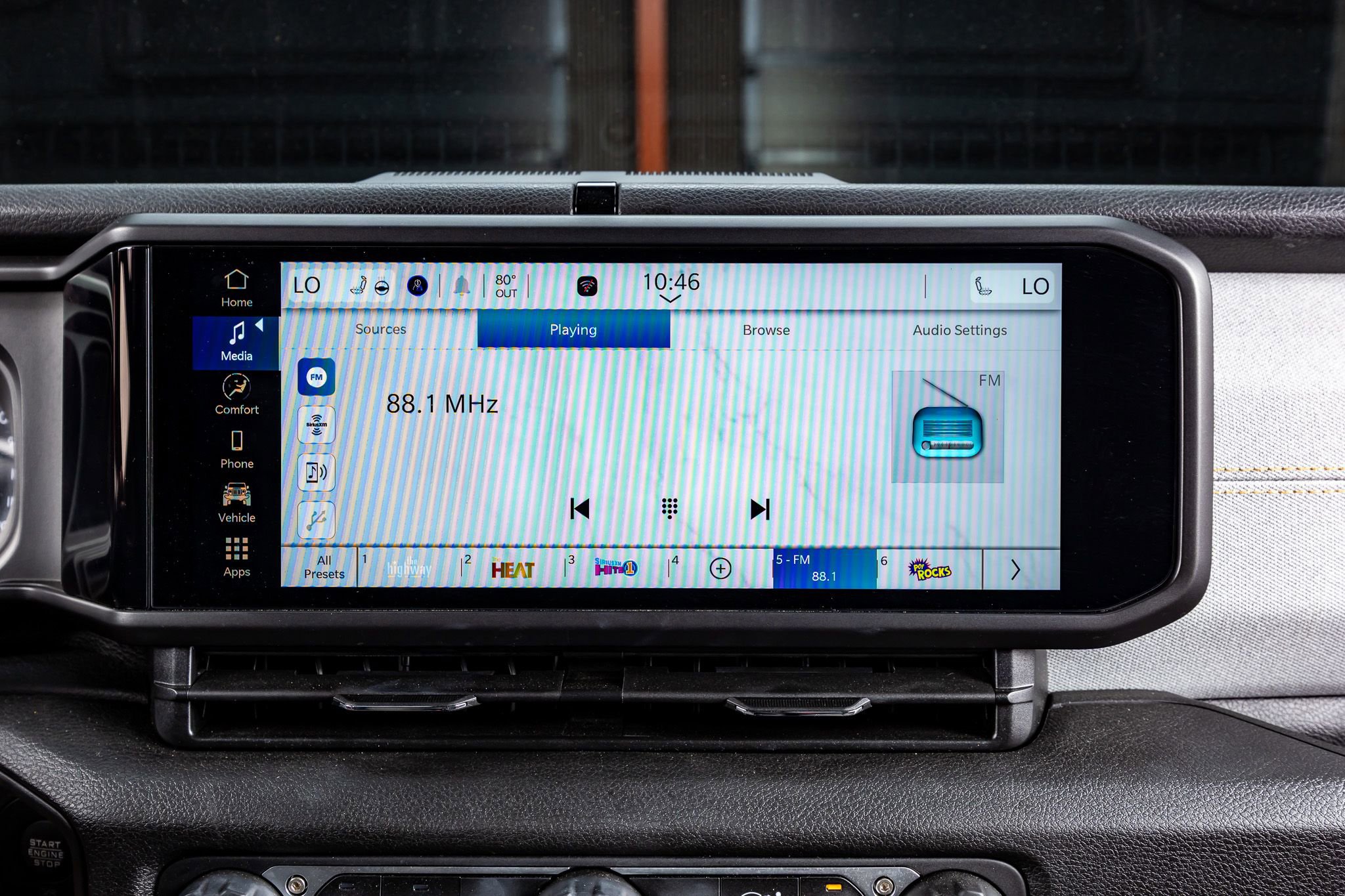 Used 2025 Jeep Wrangler Sport S image 24