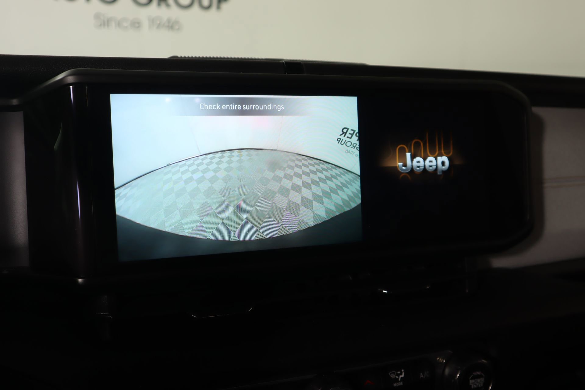 Used 2024 Jeep Wrangler Sport S image 6