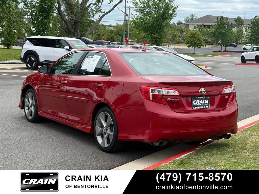 Used 2013 Toyota Camry SE w/ Leather Pkg FWD image 5