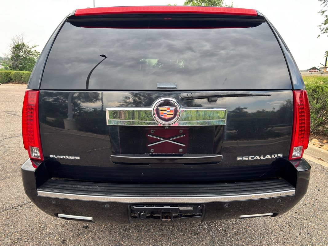 Used 2013 Cadillac Escalade ESV Platinum AWD/4WD image 8