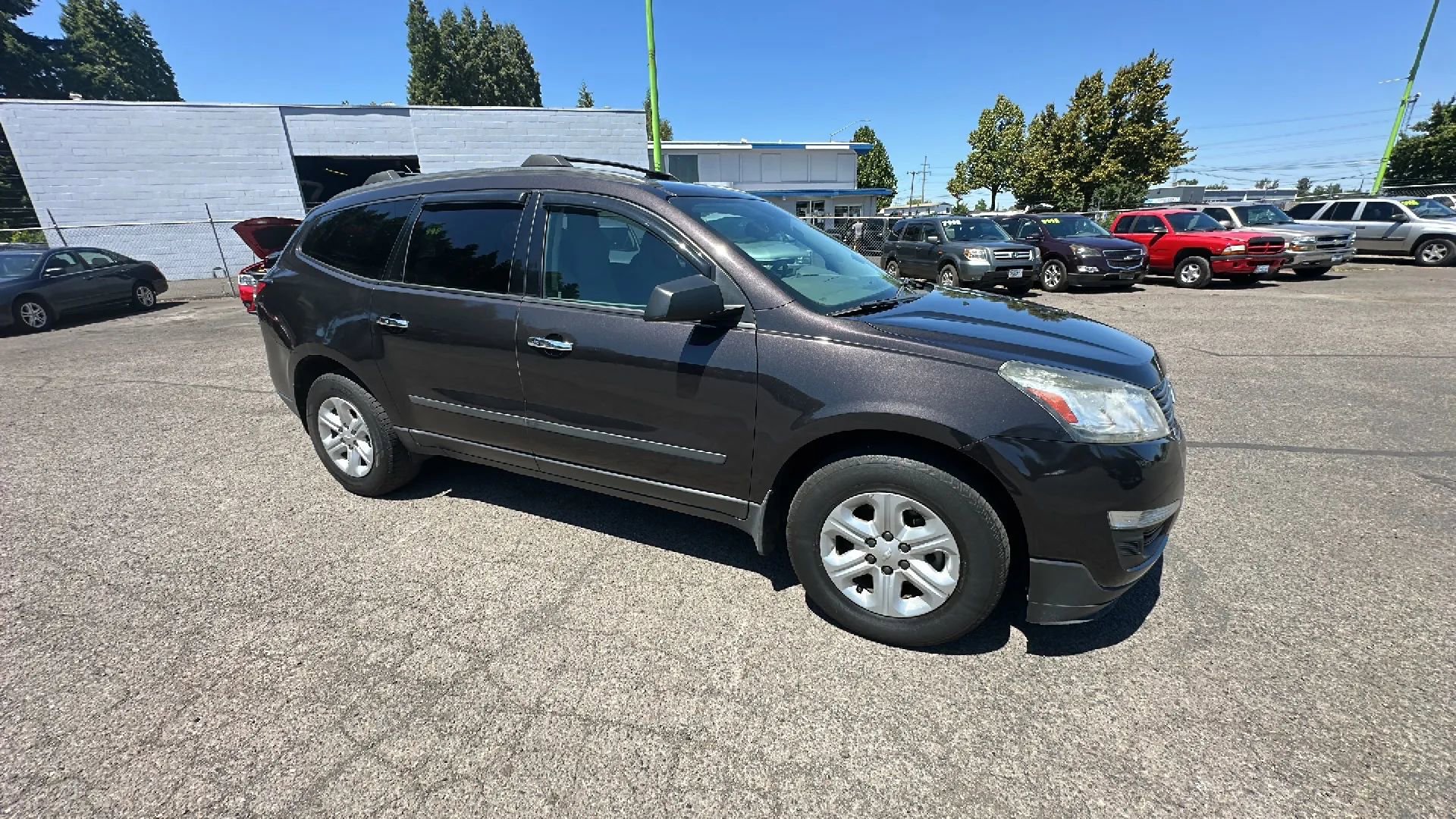 Used 2015 Chevrolet Traverse LS AWD/4WD image 2