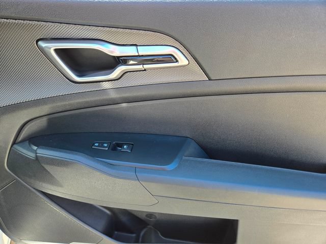 Used 2025 Kia Sportage LX FWD image 22