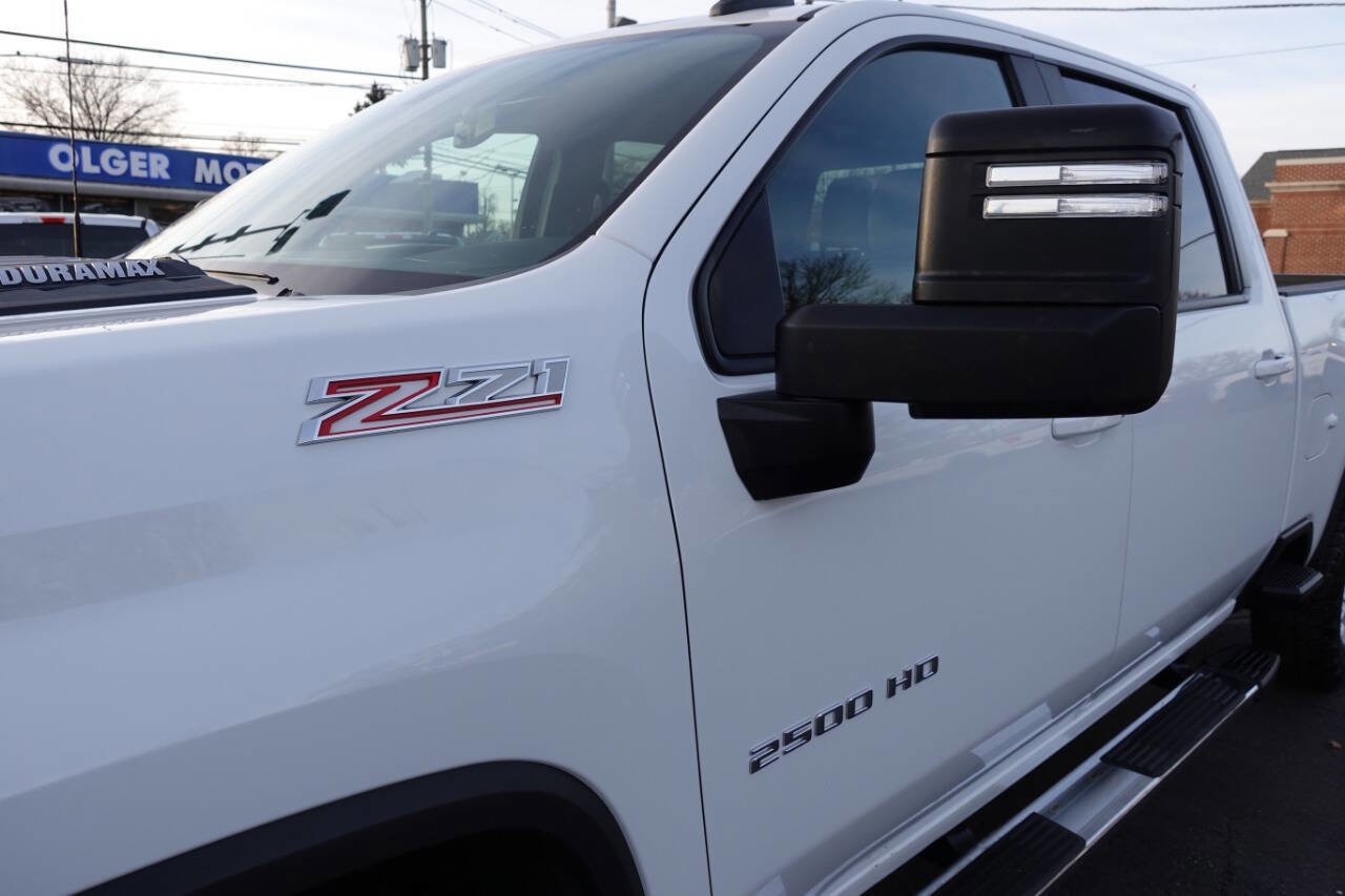 Used 2023 Chevrolet Silverado 2500 LT w/ Convenience Package image 7