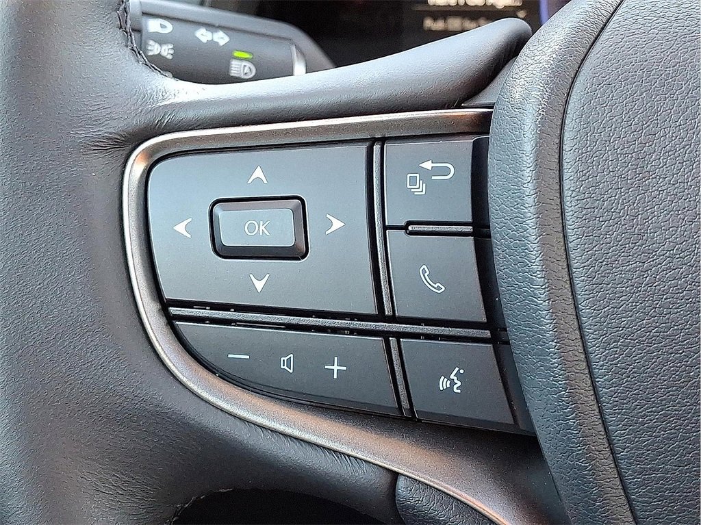 Used 2025 Lexus UX 300h AWD image 23