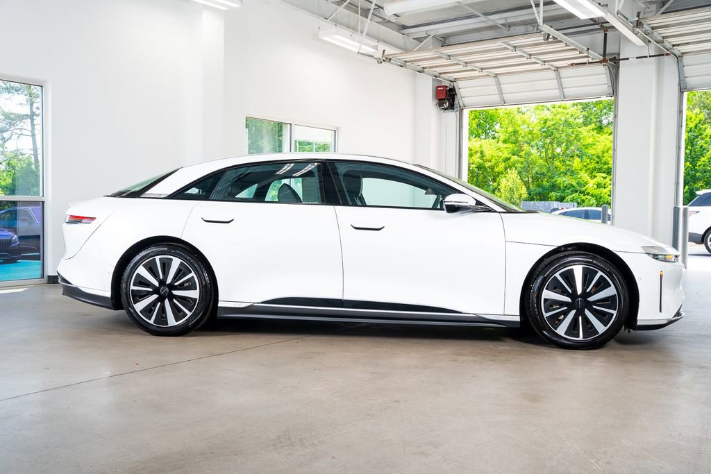 Used 2024 Lucid Air Pure RWD image 11