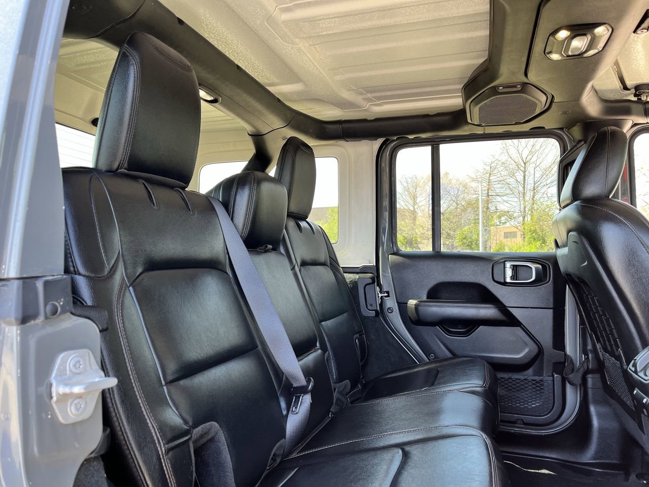 Used 2023 Jeep Wrangler Unlimited Rubicon 392 image 26