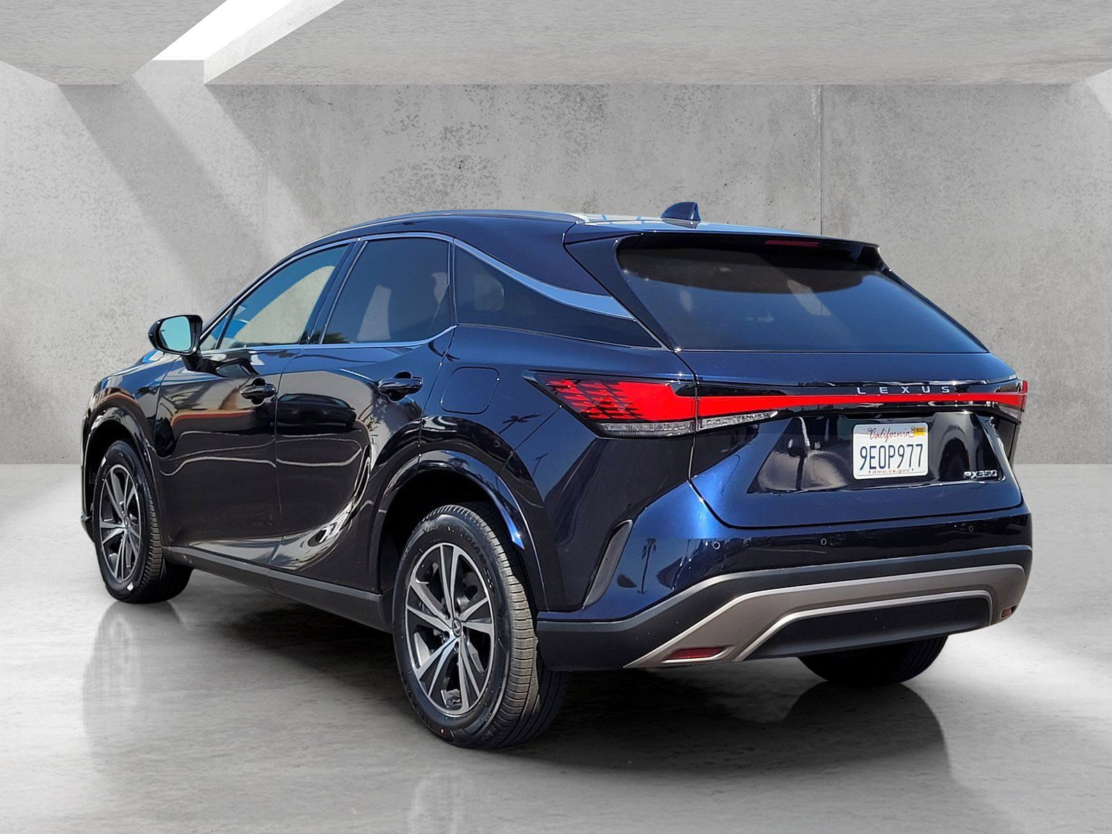 Used 2023 Lexus RX 350 Premium w/ Accessory Package (Z1) FWD image 7